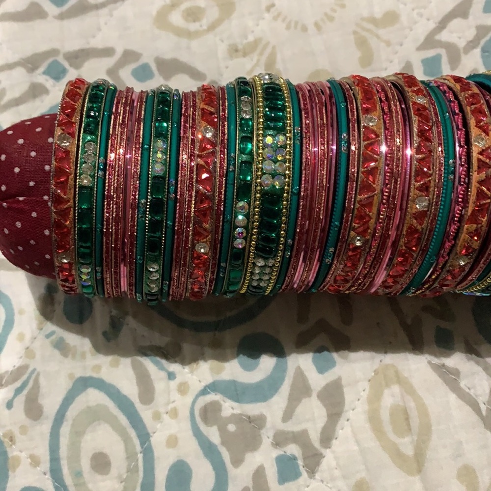 Women’s Bangles - Picture 2 of 3